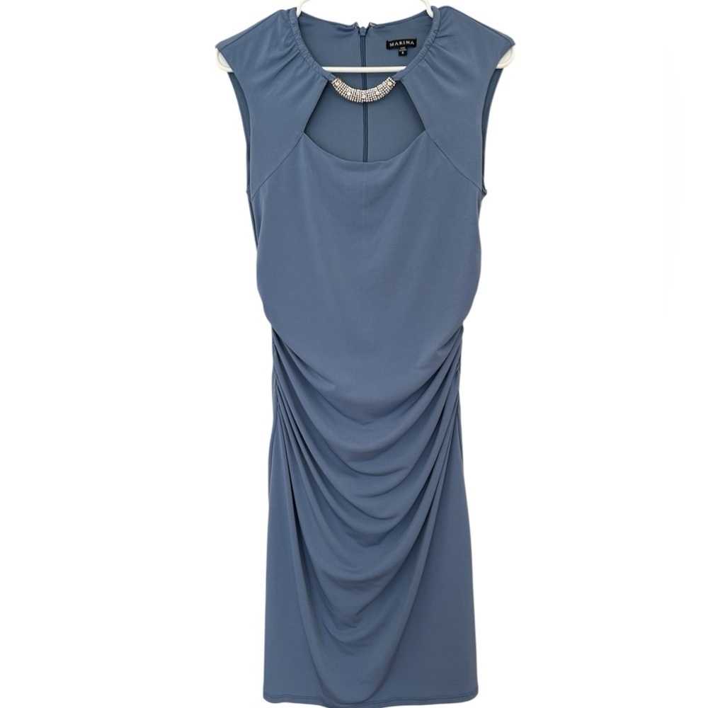 Marina sleeveless blue sheath dress featuring a ruched bodice, Size 8
